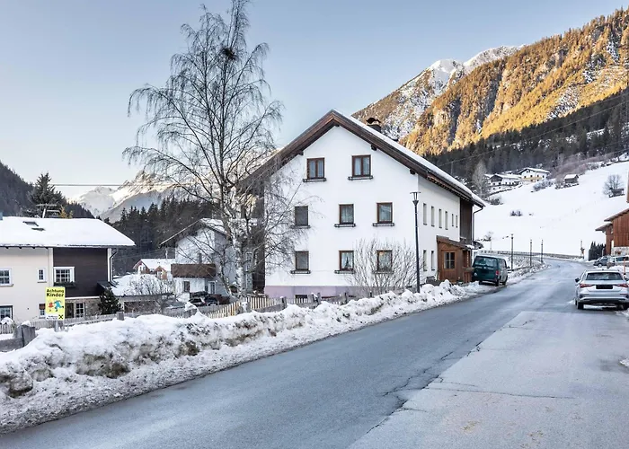 Tschol Casa de Férias *