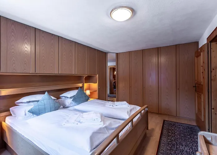 بيت للعطل Tschol فليرش