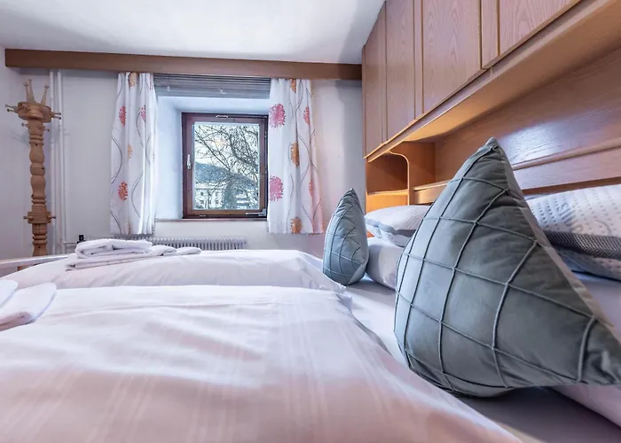 بيت للعطل Tschol *