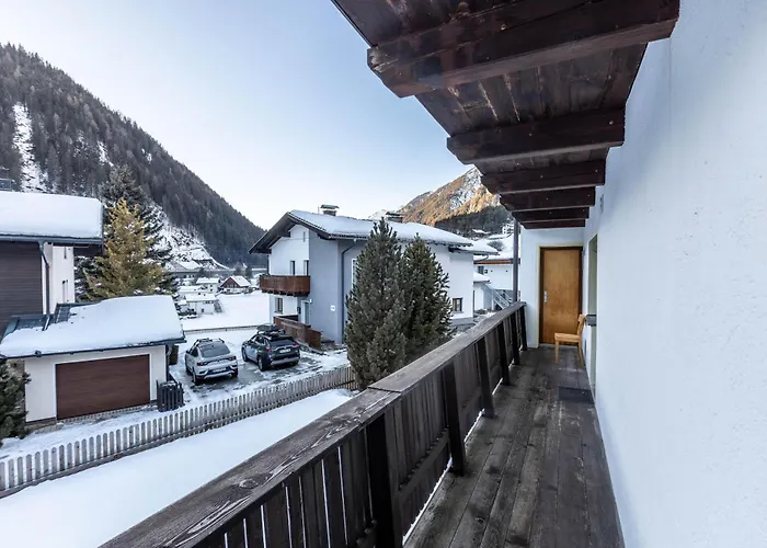 Tschol フリルシュ